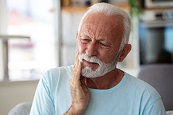 Man with mouth pain in Weyauwega