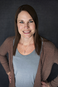 Headshot of dental hygienist Linda